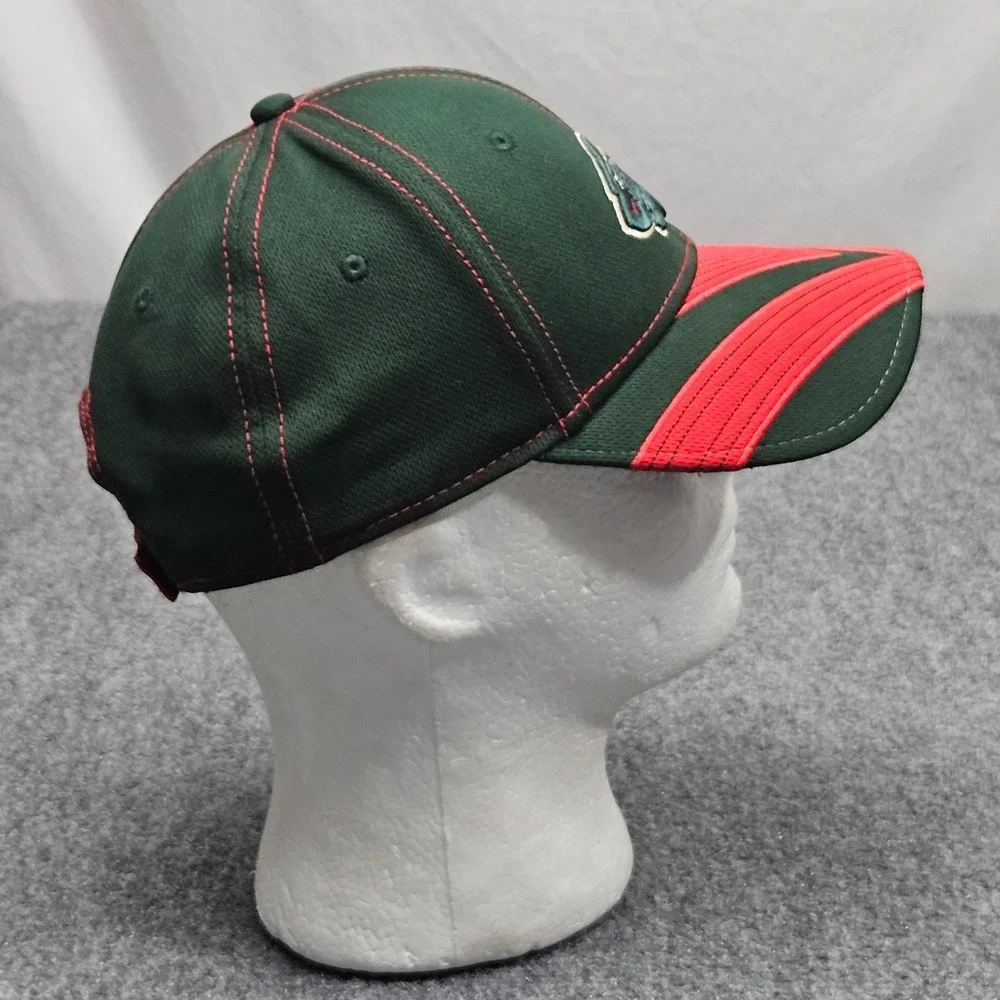Minnesota Wild Hat Green Red‎ Chevron Embroidered NHL Hockey Fan Gear Teamcore